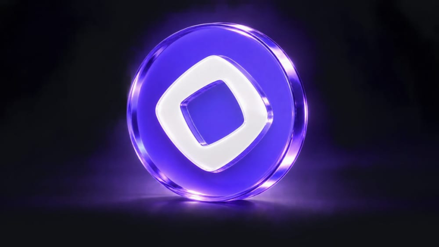 싱가포르 행사장 무대에 비친 블록체인 네트워크 도식 / TokenPost.ai